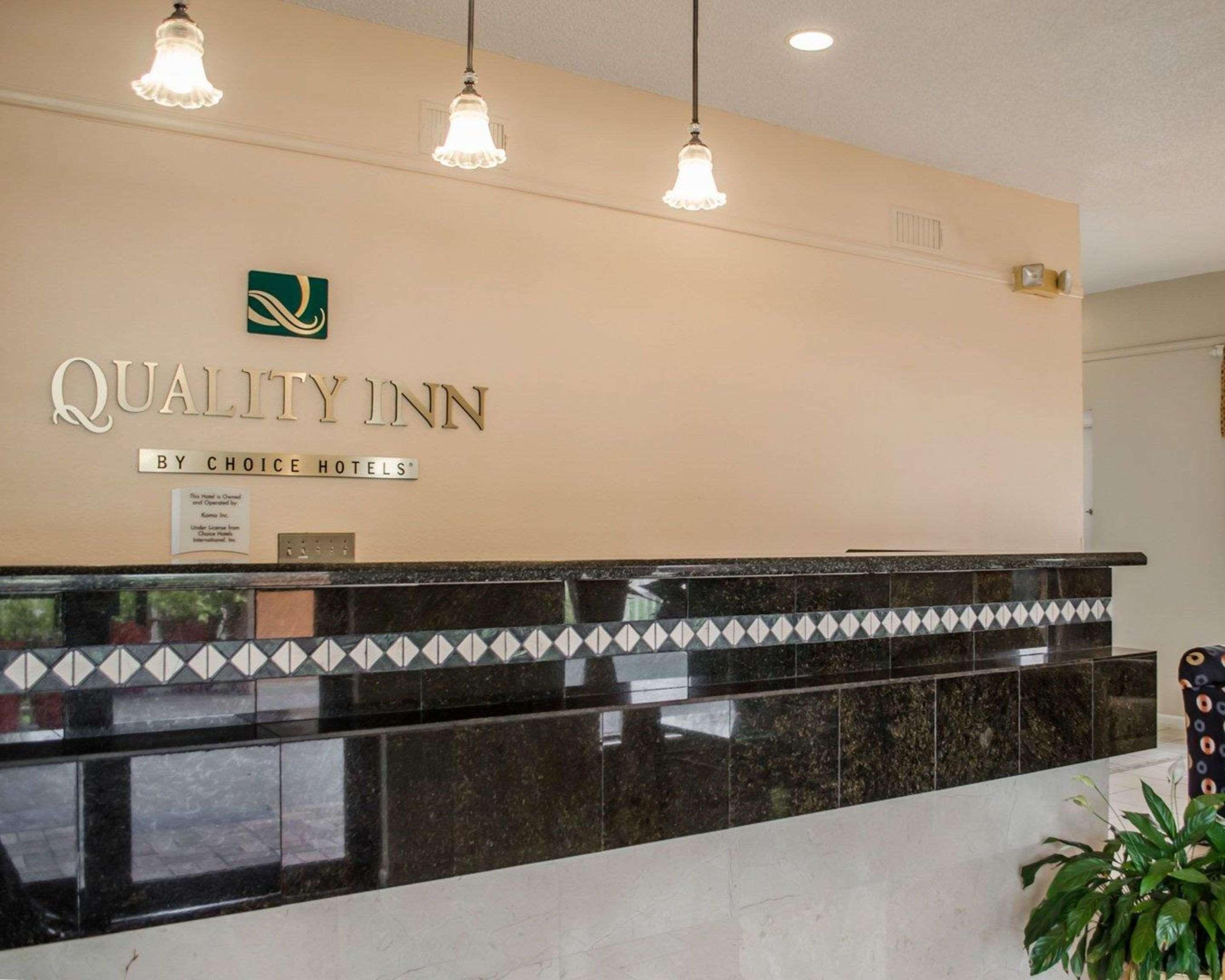 Quality Inn Near Manatee Springs State Park Чіфленд Екстер'єр фото