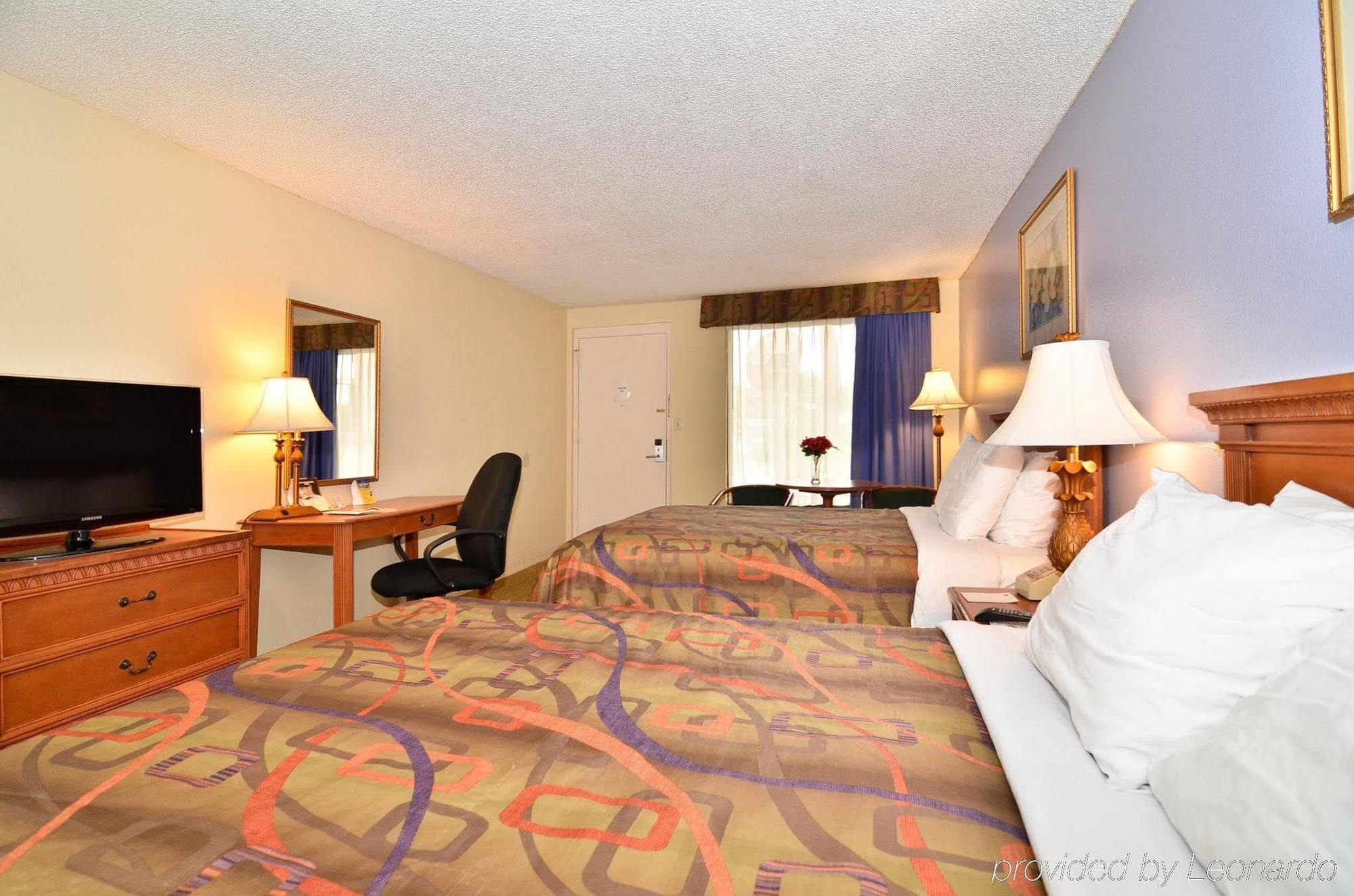 Quality Inn Near Manatee Springs State Park Чіфленд Екстер'єр фото